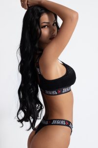 LACE X BLACK SET — Комплект Бюстие + Прашки “LACIA B”